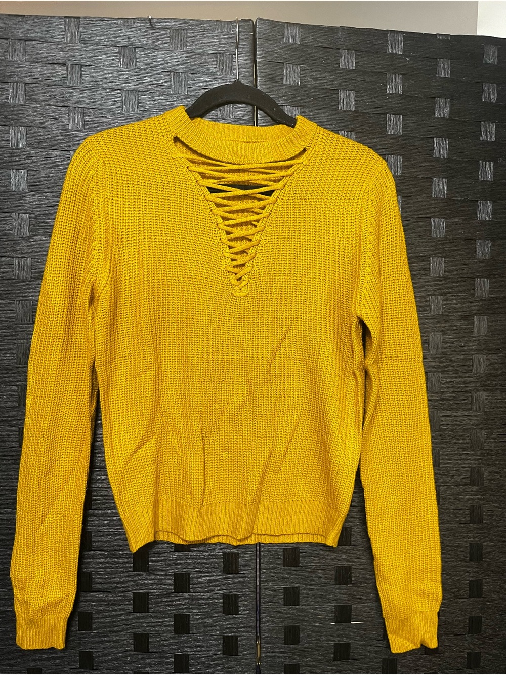 Poof Apparel Women's Chenille Sweater Size M